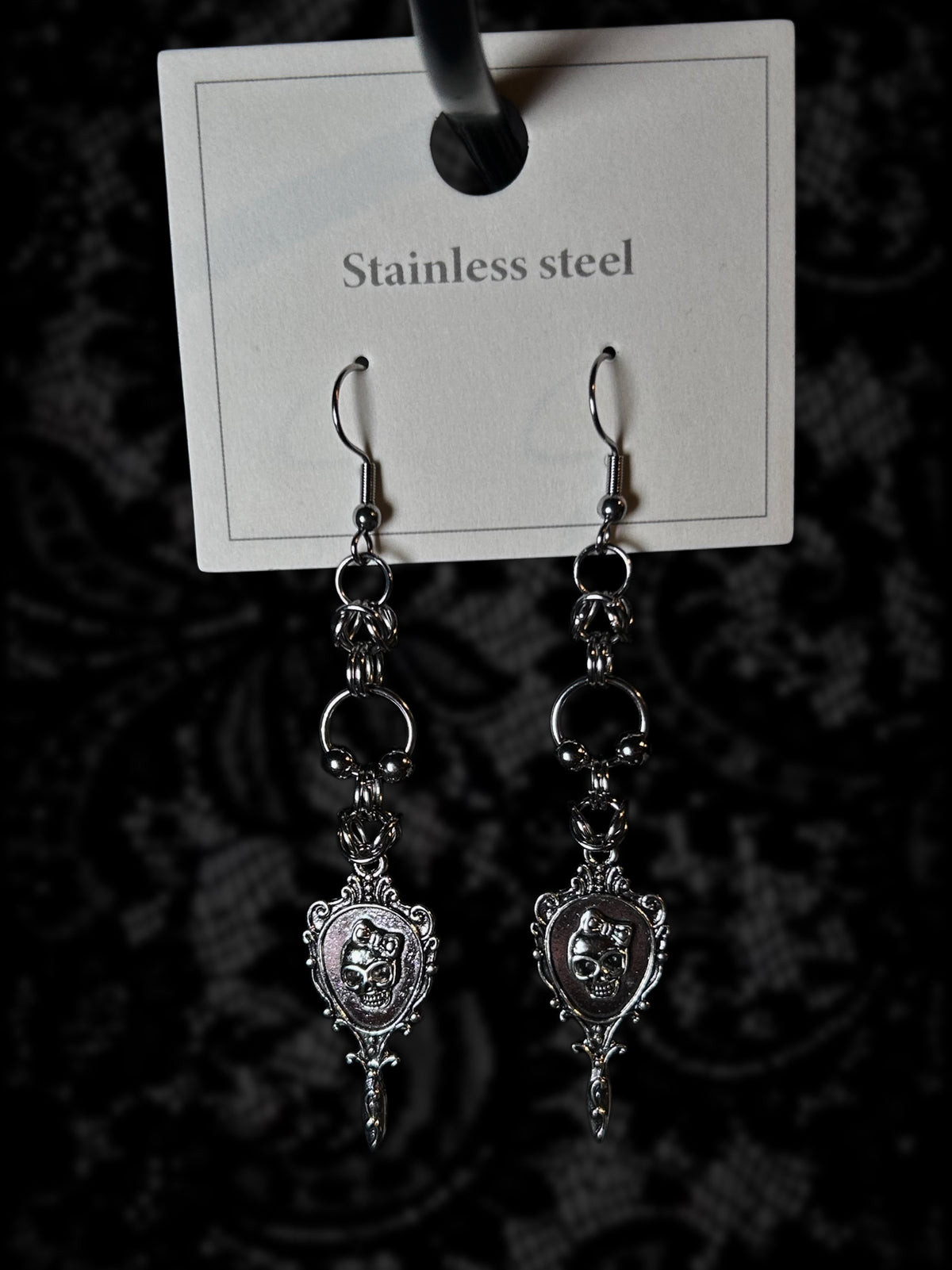 Silver gothic earrings with scull, mirror details