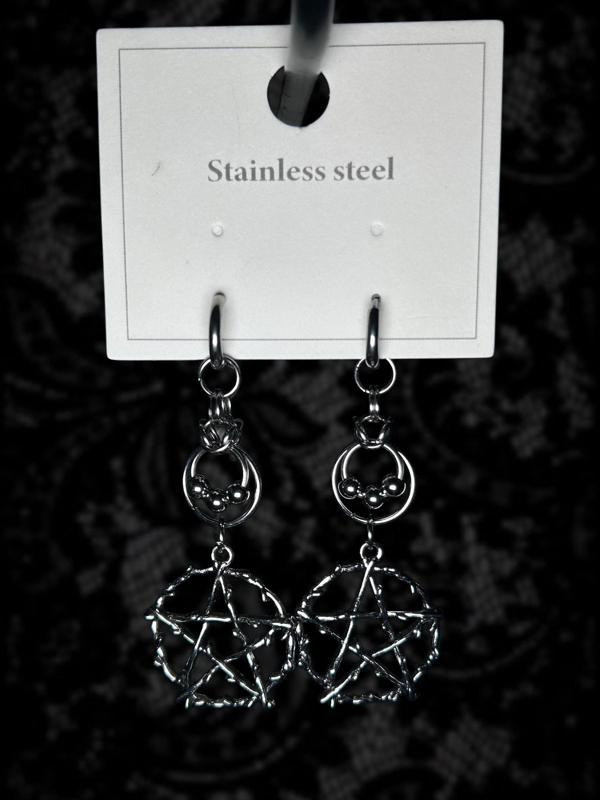 Silver gothic earrings with chain details, Hexbound